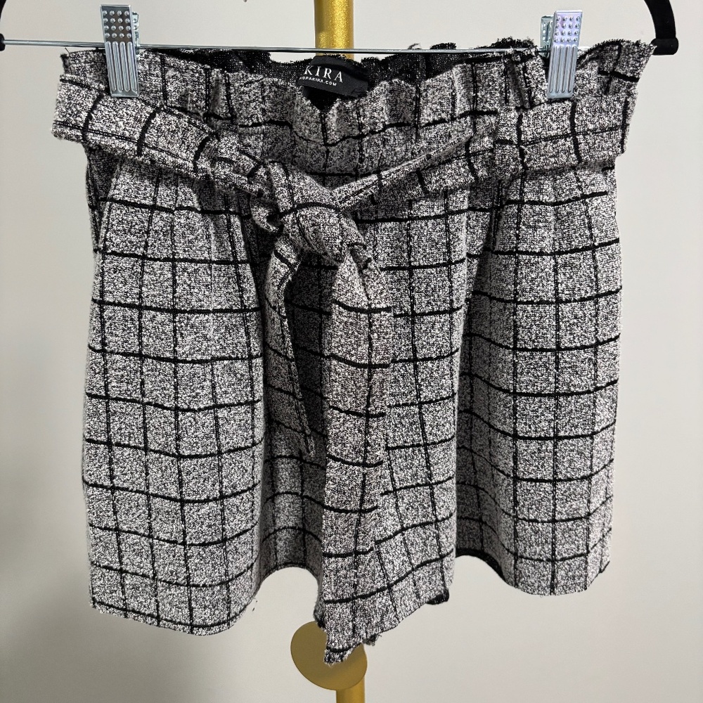 AKIRA SHORTS